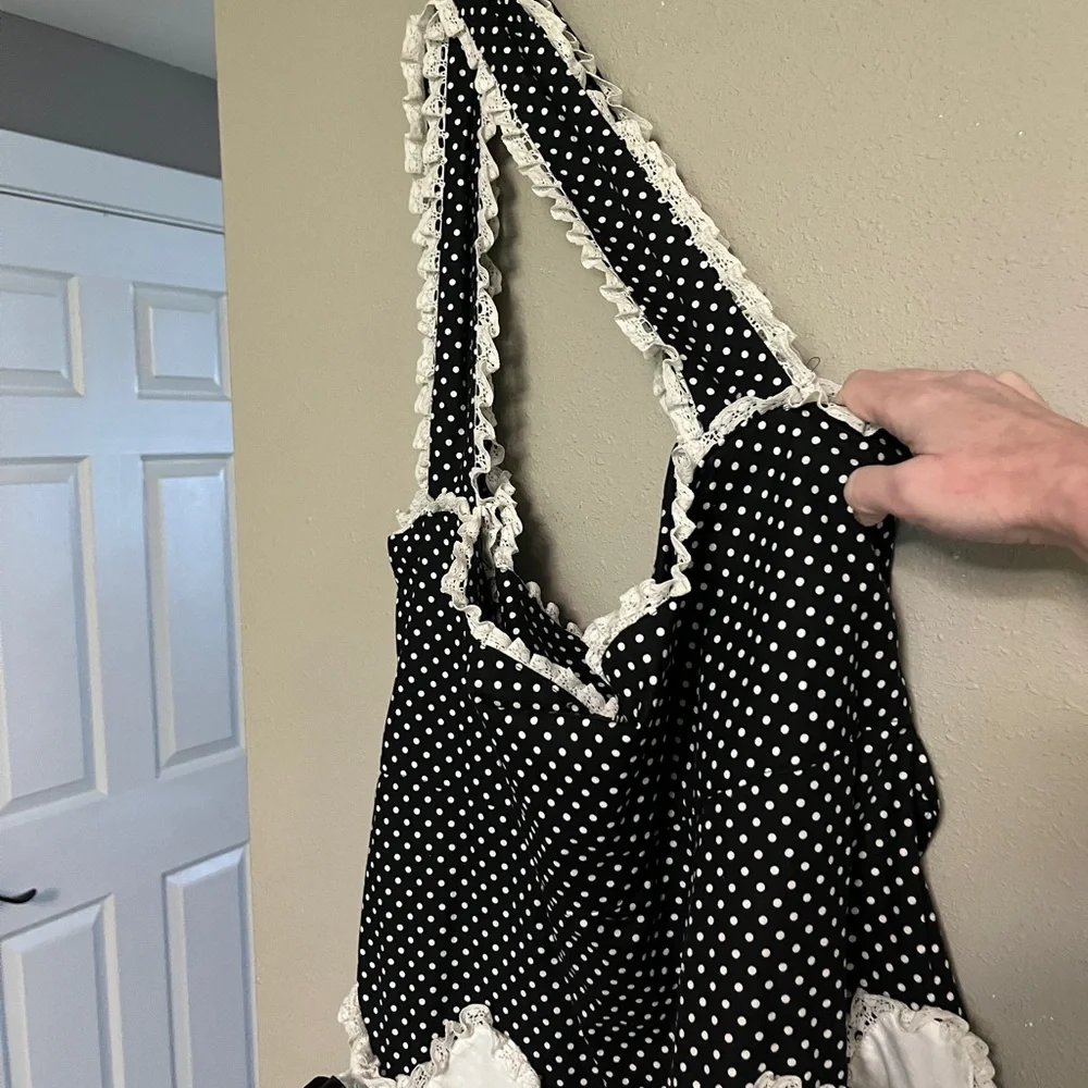 Adorable custom goth lolita apron dress with unique hem bear pockets - Picture 12 of 16